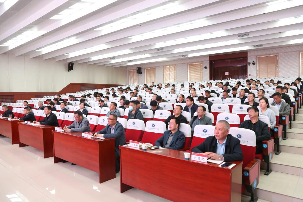 http://www.lzre.edu.cn/__local/9/2A/6F/EA7649AEF300E829C763380453E_DDEBAA02_1AD4C.jpg