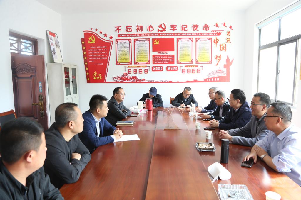 http://www.lzre.edu.cn/__local/B/F1/EF/D73FCE199EE338E718F20CA6CE8_61DEA1BF_178C1.jpg